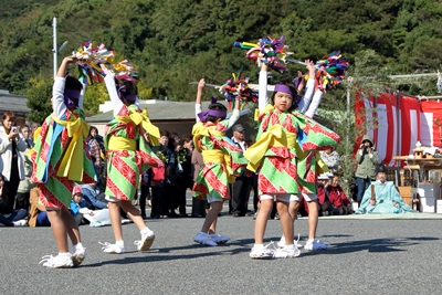 久良・へと踊りの画像